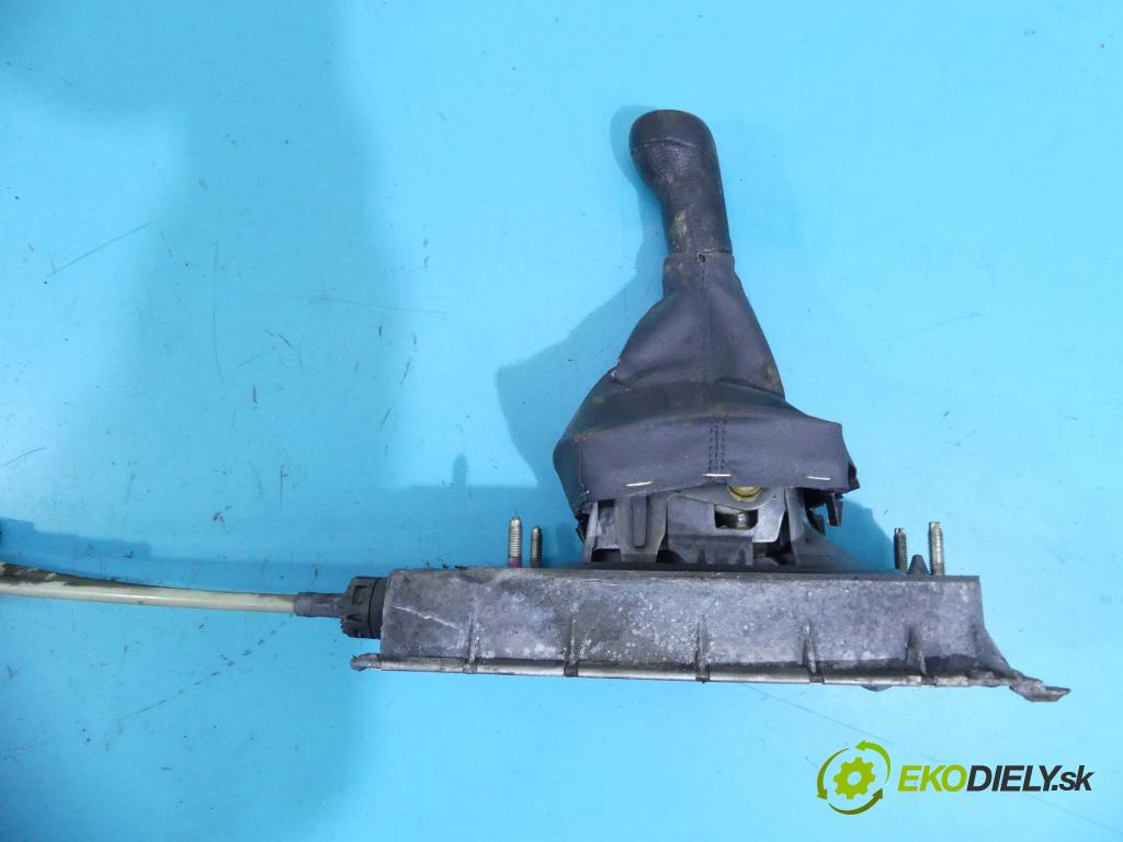 Vw Polo IV 9N 2001-2009 1.2 6V 54 HP manual 40 kW 1198 cm3 5- Páka: Změny: stupeň,rýchlosť 6Q0711061 (Rýchlostné páky / kulisy)