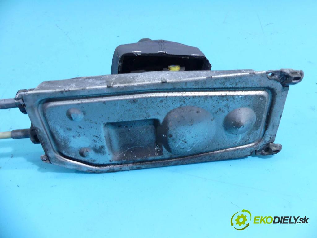 Vw Polo IV 9N 2001-2009 1.2 6V 54 HP manual 40 kW 1198 cm3 5- Páka: Změny: stupeň,rýchlosť 6Q0711061 (Rýchlostné páky / kulisy)