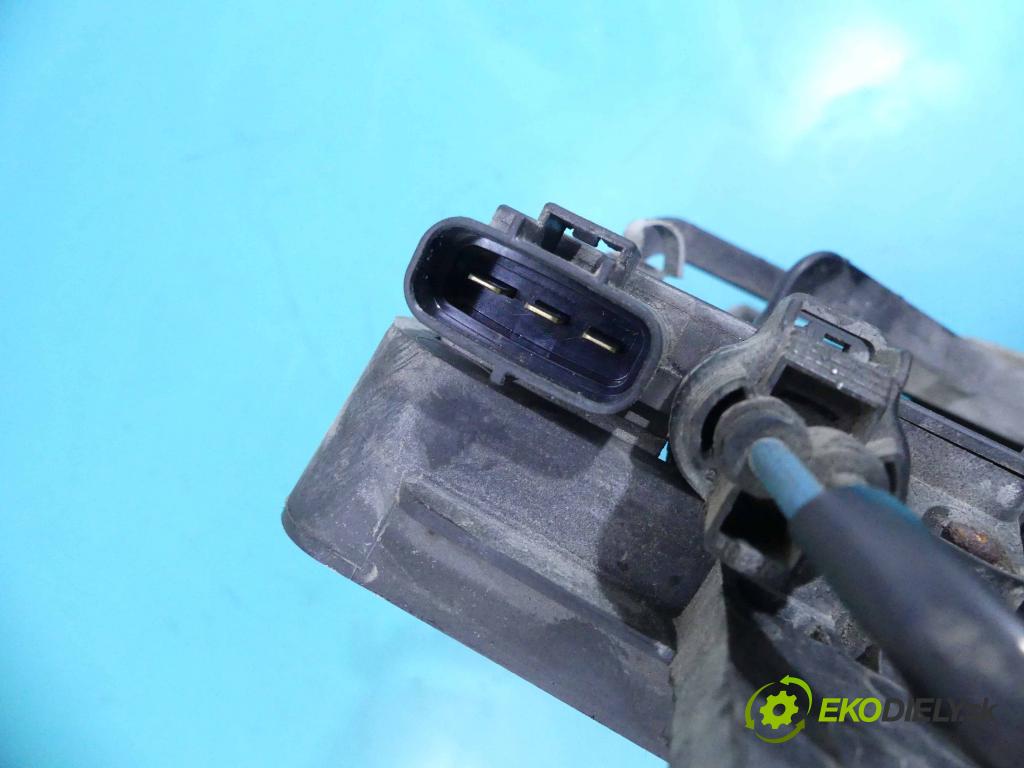 Mazda 5  2005-2010 2.0 16v 145 HP manual 107 kW 1999 cm3 5- Ventilátor chladiča 168000-4850
