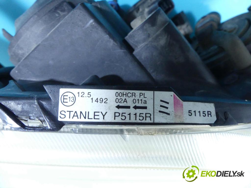 Mazda 5  2005-2010 2.0 16v 145 HP manual 107 kW 1999 cm3 5- Reflektor: pravý  (Pravé)