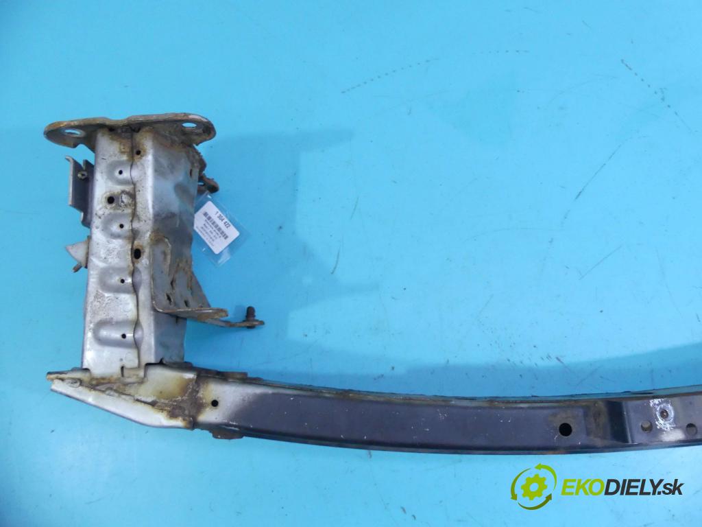 Mazda 5  2005-2010 2.0 16v 145 hp manual 107 kW 1999 cm3 5- výztuha nárazníku přední