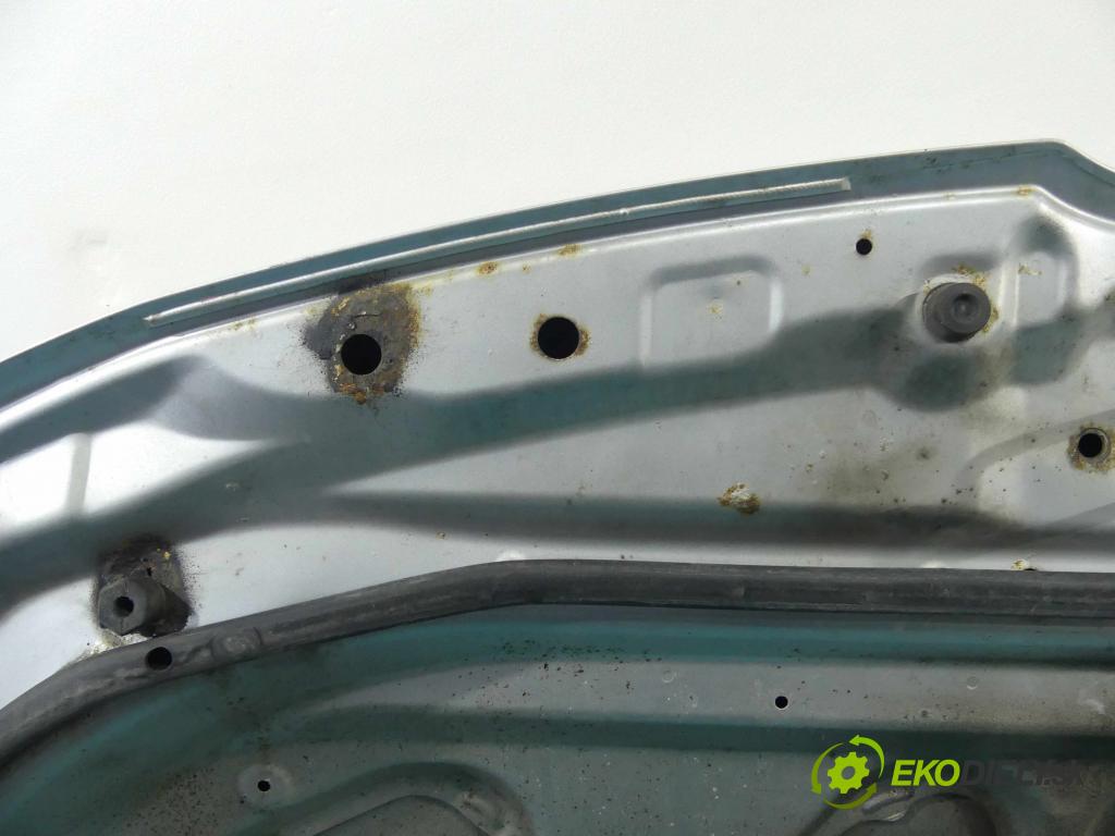 Mazda 5  2005-2010 2.0 16v 145 HP manual 107 kW 1999 cm3 5- kapota predná