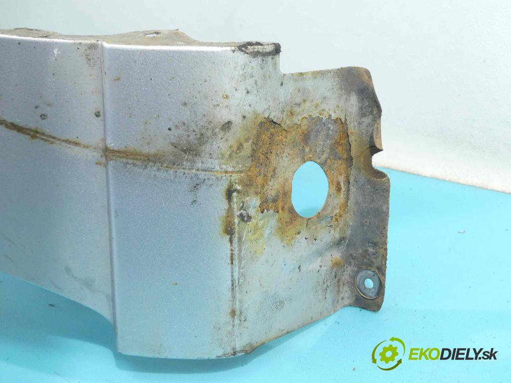 Mazda 5  2005-2010 2.0 16v 145 hp manual 107 kW 1999 cm3 5- blatnik přední pravý