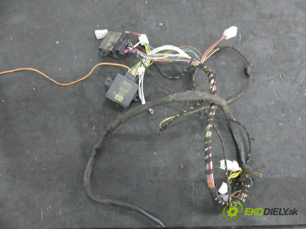 Mazda 5  2005-2010 2.0 16v 145 hp manual 107 kW 1999 cm3 5- oko tažné