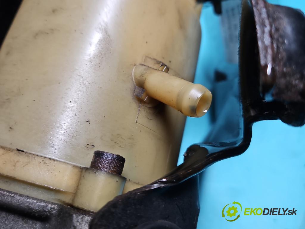 Mazda 5  2005-2010 2.0 16v 145 HP manual 107 kW 1999 cm3 5- čerpadlo posilovač  (Servočerpadlo, pumpa riadenia)