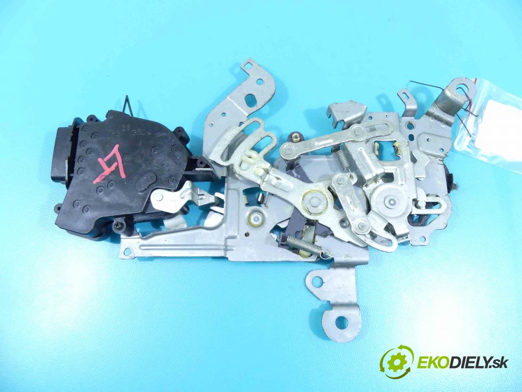 Mazda 5  2005-2010 2.0 16v 145 hp manual 107 kW 1999 cm3 5- zámek zadní levý