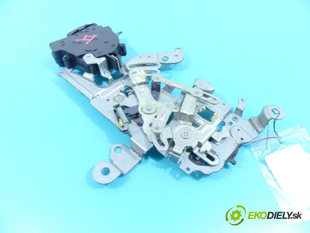 Mazda 5  2005-2010 2.0 16v 145 hp manual 107 kW 1999 cm3 5- zámek zadní levý 