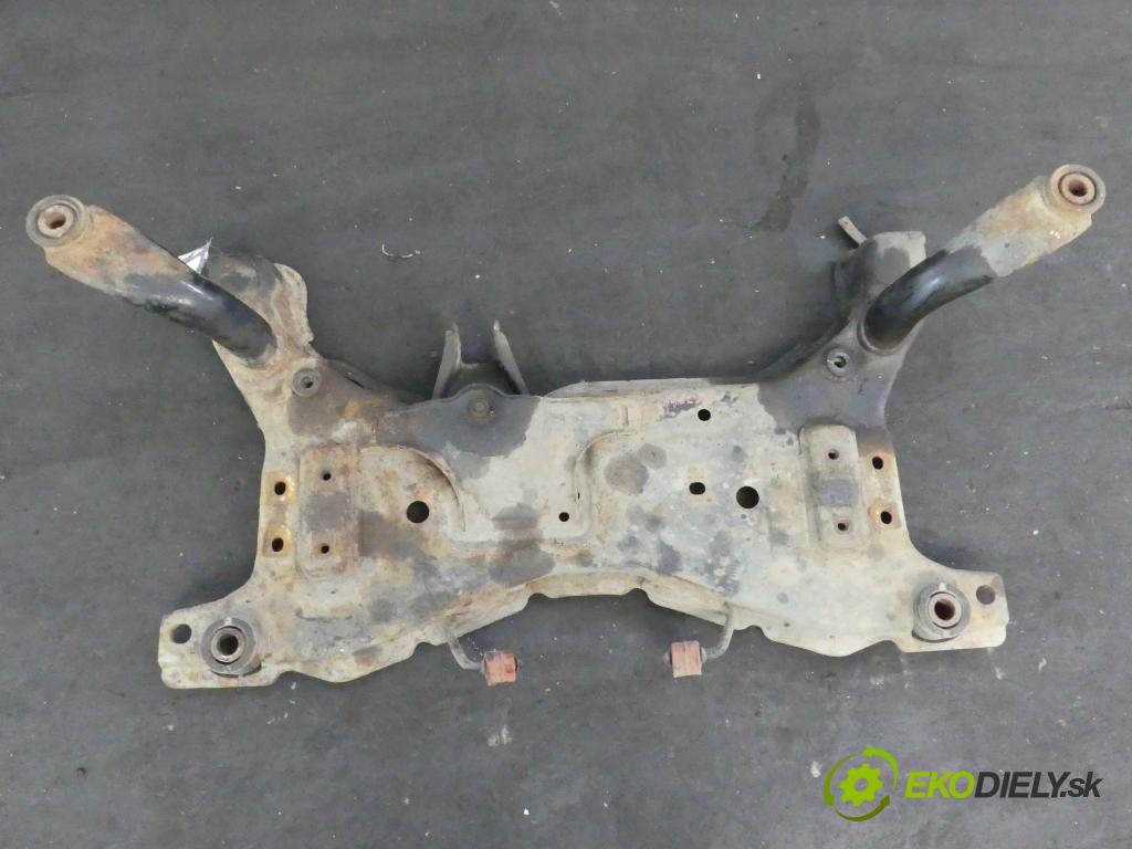 Mazda 5  2005-2010 2.0 16v 145 hp manual 107 kW 1999 cm3 5- výztuha motoru 
