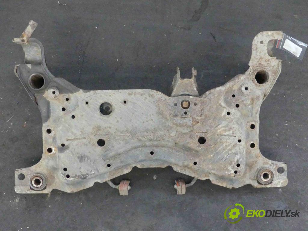 Mazda 5  2005-2010 2.0 16v 145 hp manual 107 kW 1999 cm3 5- výztuha motoru