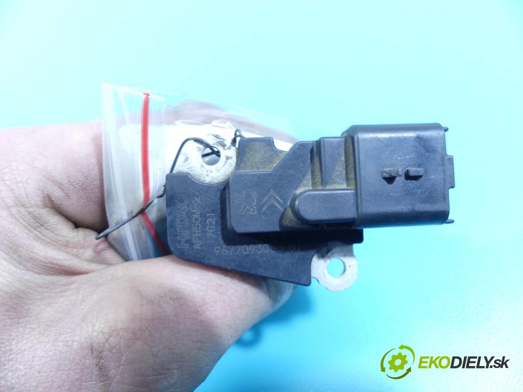 Peugeot 301 1.6 hdi 99 HP manual 73 kW 1560 cm3 4- průtokoměr: 9677093080 (Váhy vzduchu)