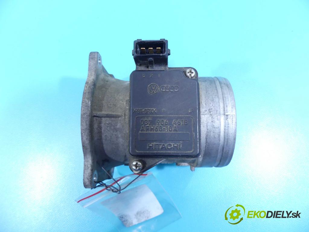 Audi A4 B5 1994-2001 1.8 20V 125 HP manual 92 kW 1781 cm3 4- průtokoměr: 037906461B (Váhy vzduchu)