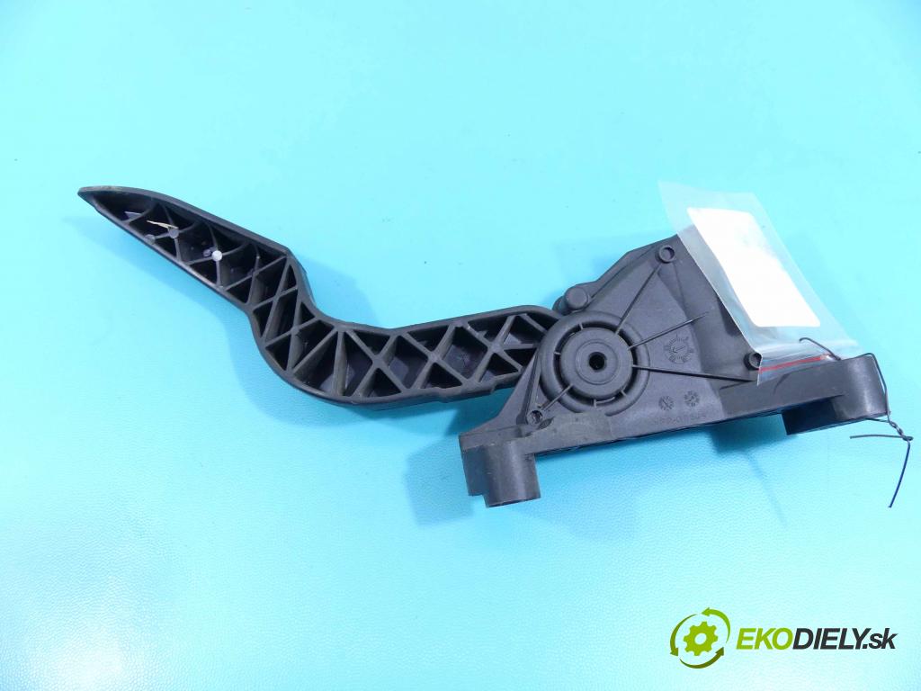 Kia Cerato 2004-2008 2.0 crdi 113 HP manual 83 kW 1991 cm3 5- pedále 32700-2F200 (Pedále)