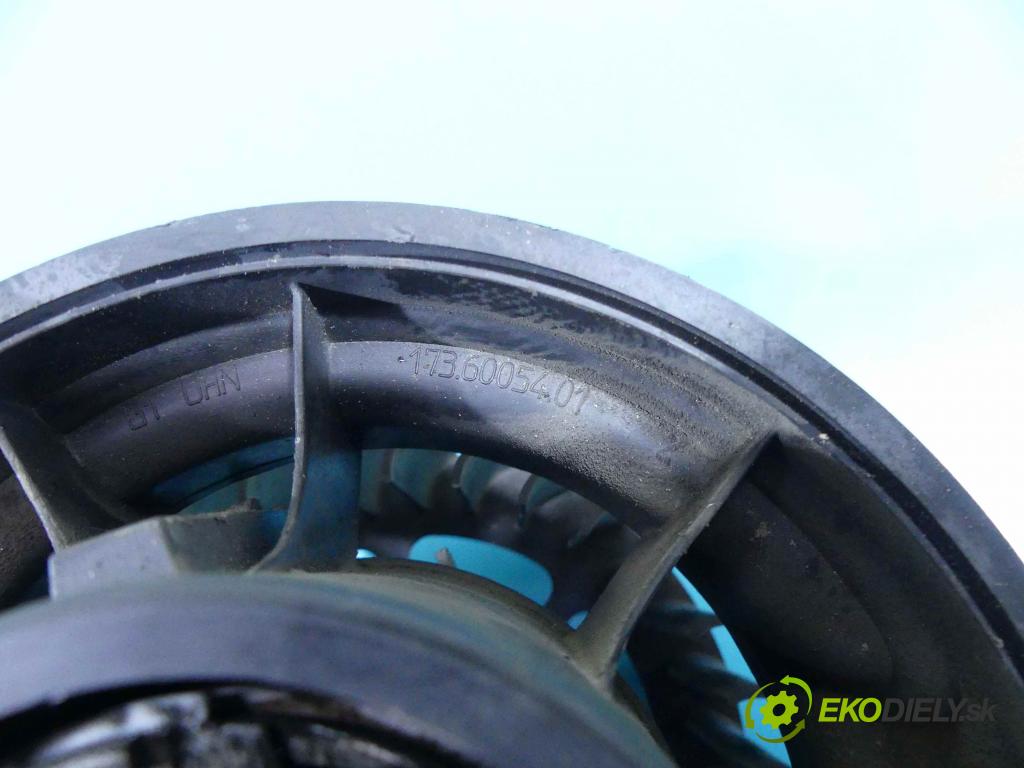 Ford Fusion 1.4 16v 80 HP manual 59 kW 1388 cm3 5- ventilátor vzduchu