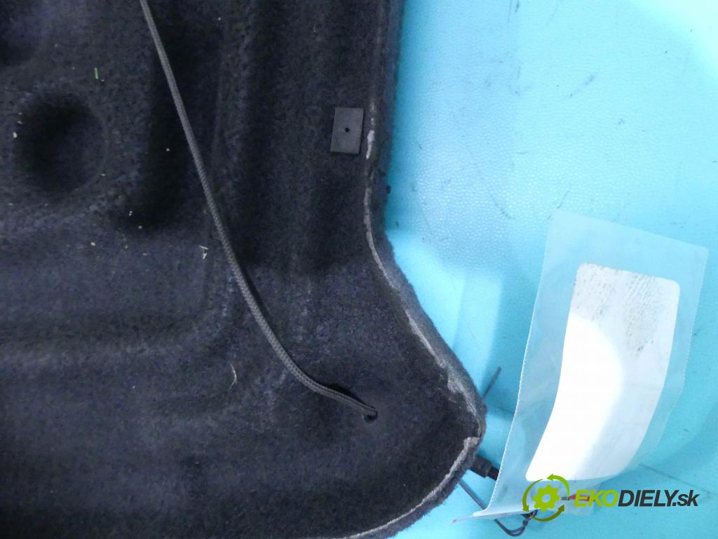 Skoda Fabia I 1999-2007 1.4 mpi 60 HP manual 44 kW 1397 cm3 5- zadná  (Pláta zadné)