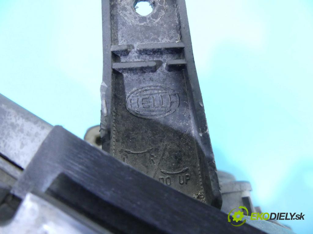 Opel Vectra C 2002-2008 1.9 cdti 120 HP manual 88 kW 1910 cm3 5- Reflektor: pravý  (Pravé)