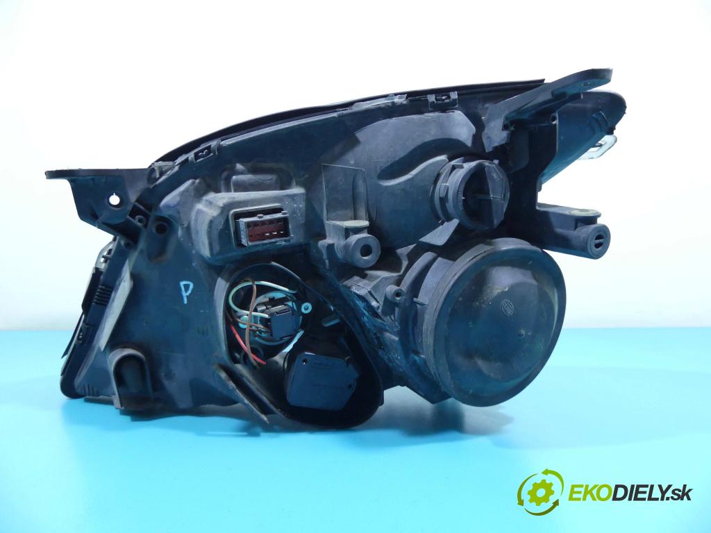 Opel Vectra C 2002-2008 1.9 cdti 120 HP manual 88 kW 1910 cm3 5- Reflektor: pravý  (Pravé)