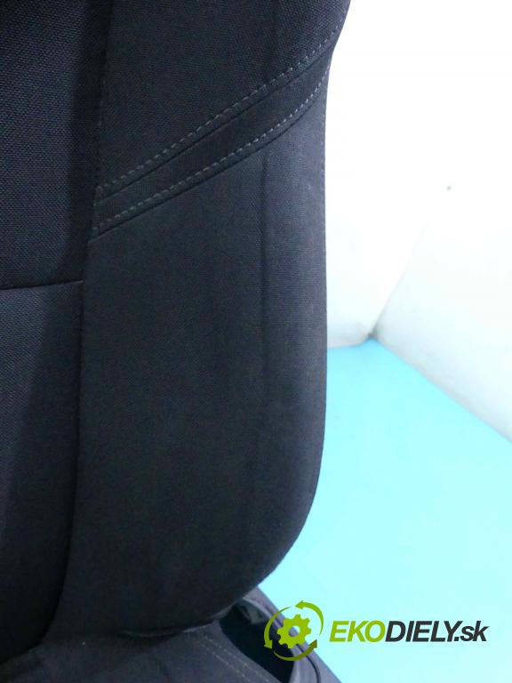 Volvo V40 II 2012-2019 1.6 D2 114 HP manual 84 kW 1560 cm3 5- Sedačka ľavý  (Sedačky, sedadlá)