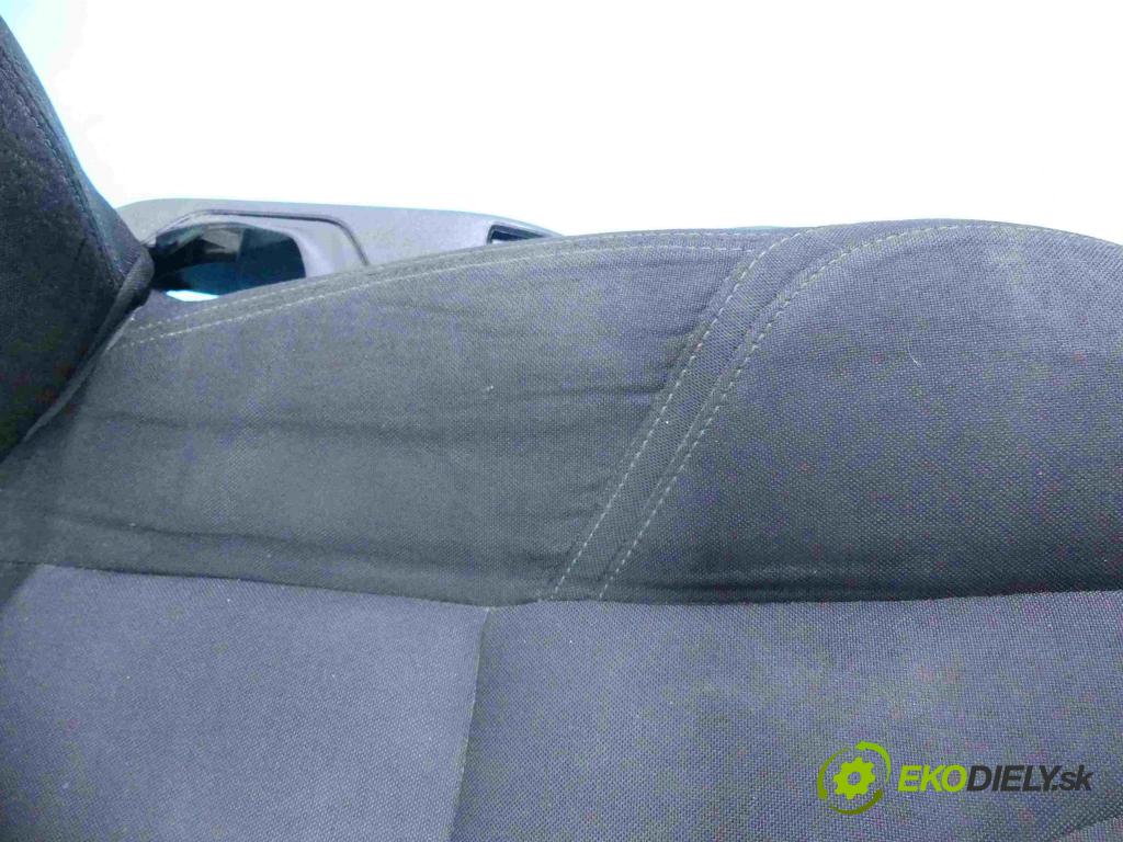 Volvo V40 II 2012-2019 1.6 D2 114 HP manual 84 kW 1560 cm3 5- Sedačka ľavý  (Sedačky, sedadlá)