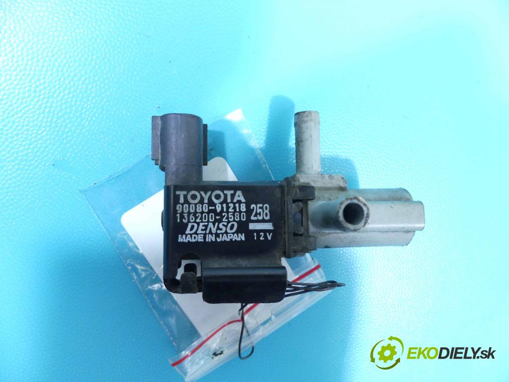 Toyota Corolla E12 2001-2009 1.4 vvti 97KM manual 71 kW 1398 cm3 5- ventil podtlaku 90080-91218 (Ventily)