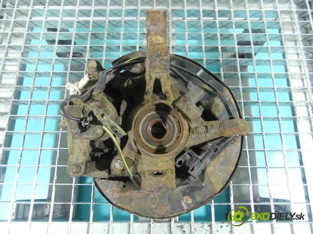 Toyota Corolla E12 2001-2009 1.4 vvti 97KM manual 71 kW 1398 cm3 5- náboj pravé  (Náboje)