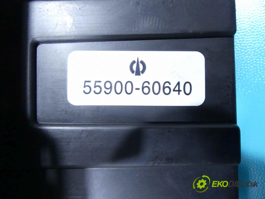Toyota Land Cruiser J120 2002-2010 3.0 D4D 163 HP automatic 120 kW 2982 cm3 5- panel kúrenia 55900-60640