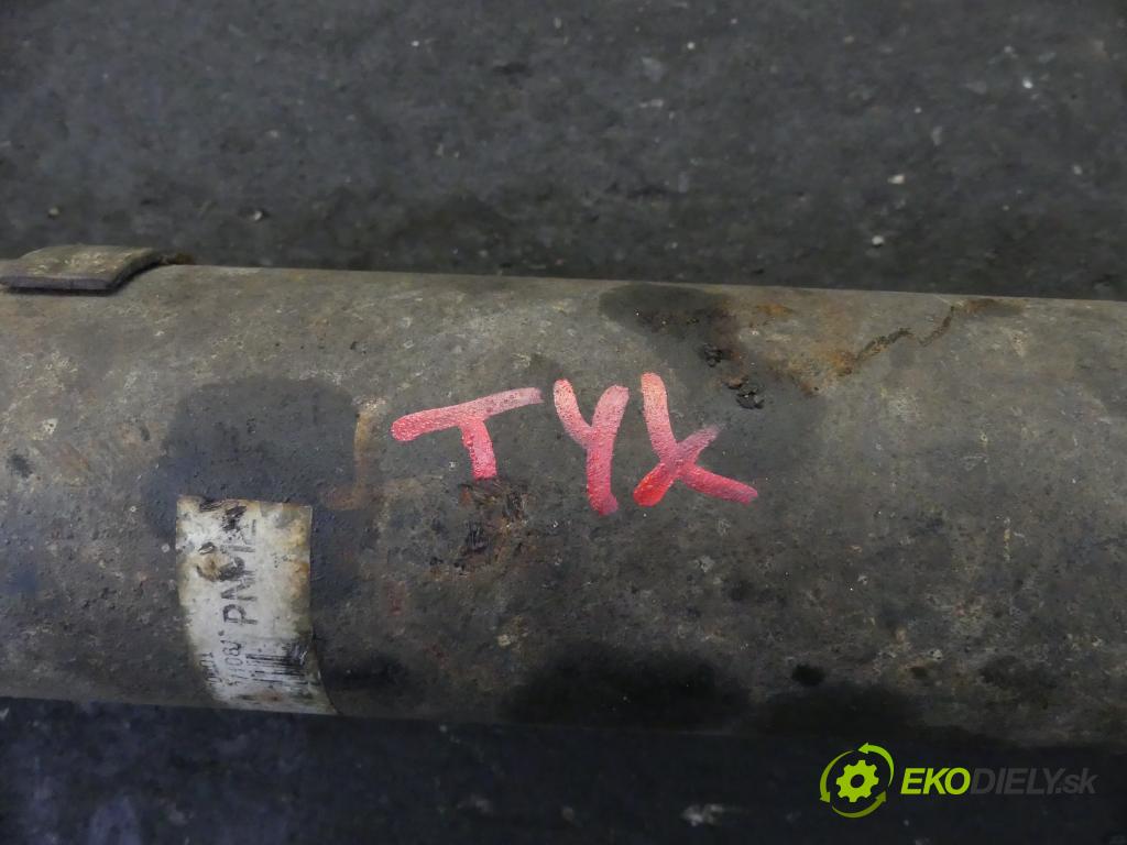 Toyota Land Cruiser J120 2002-2010 3.0 D4D 163 HP automatic 120 kW 2982 cm3 5- Hřídel:  (Kardaňové hriadele)