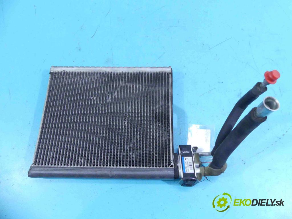 Toyota Land Cruiser J120 2002-2010 3.0 D4D 163 HP automatic 120 kW 2982 cm3 5- Výparník: klimatizácie 446020-0260