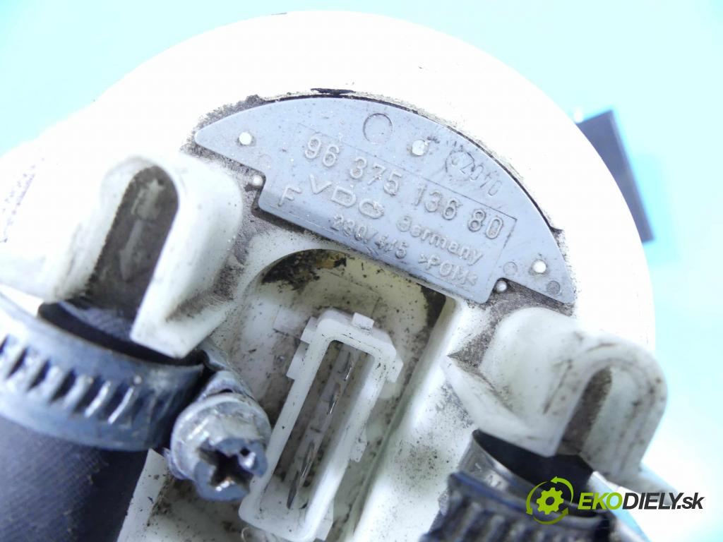 Peugeot 106 1.1 60 hp manual 44 kW 1124 cm3 3- čerpadlo paliva 9637513680