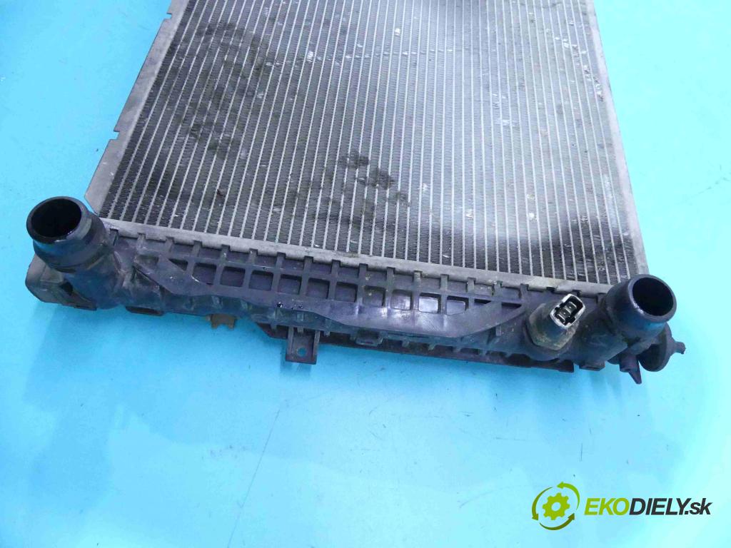 Vw Passat B5 1995-2005 1.6 SR 101 HP manual 74 kW 1595 cm3 5- chladič  (Chladiče)