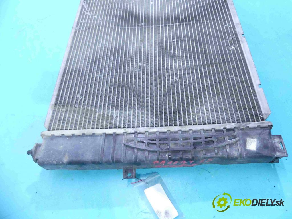 Vw Passat B5 1995-2005 1.6 SR 101 HP manual 74 kW 1595 cm3 5- chladič  (Chladiče)