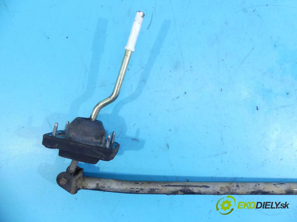 Peugeot 206 1.9d 69KM manual 51 kW 1868 cm3 5- Páka: Změny: stupeň,rýchlosť  (Rýchlostné páky / kulisy)