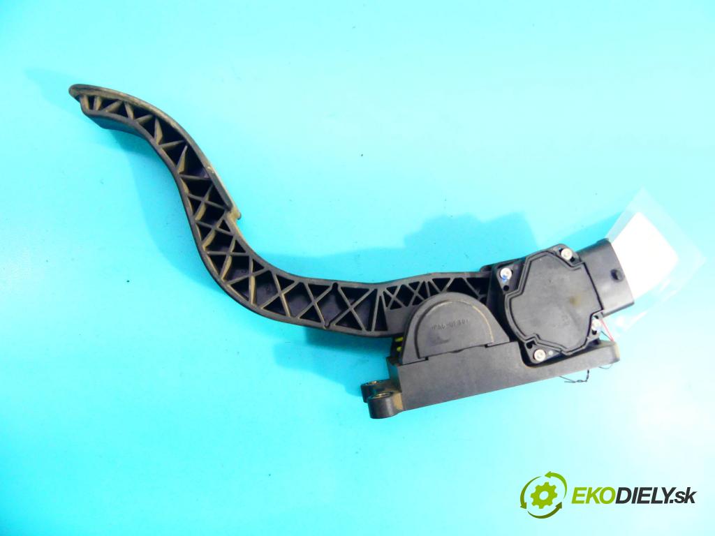 Hyundai Santa Fe 2000-2006 2.0 crdi 112KM manual 82,5 kW 1991 cm3 5- pedále 0281002446 (Pedále)