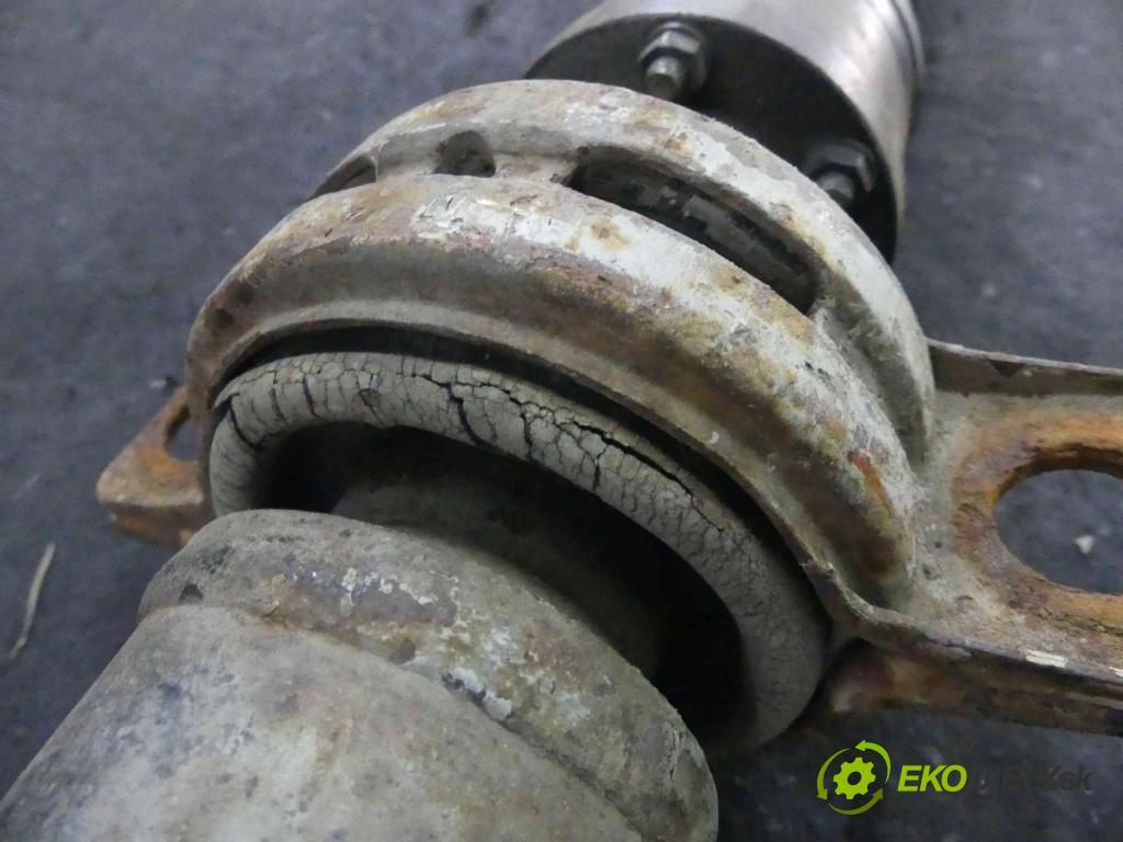 Hyundai Santa Fe 2000-2006 2.0 crdi 112KM manual 82,5 kW 1991 cm3 5- Hřídel:  (Kardaňové hriadele)