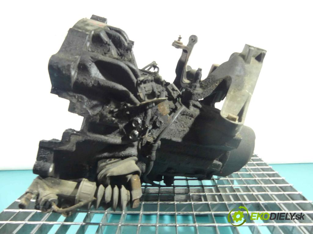 Mazda 5  2005-2010 2.0 16v 145 HP manual 107 kW 1999 cm3 5- prevodovka stupeň,rýchlosť manual