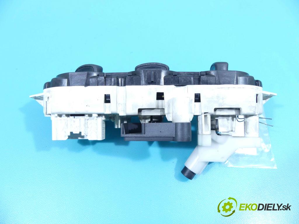 Ford Focus Mk2 2004-2011 1.6 tdci 90 HP manual 66 kW 1560 cm3 5- panel kúrenia 7M5T-19980-AB