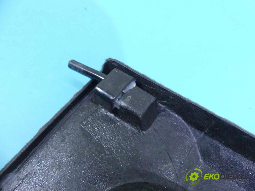 Suzuki Swift Mk5 1989-2004 1.0 53KM manual 39 kW 993 cm3 5- zadná  (Pláta zadné)