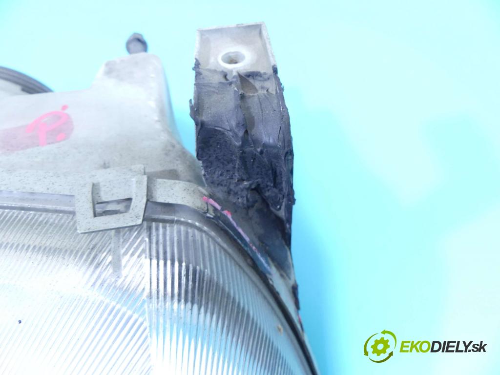 Suzuki Swift Mk5 1989-2004 1.0 53KM manual 39 kW 993 cm3 5- Reflektor: pravý  (Pravé)