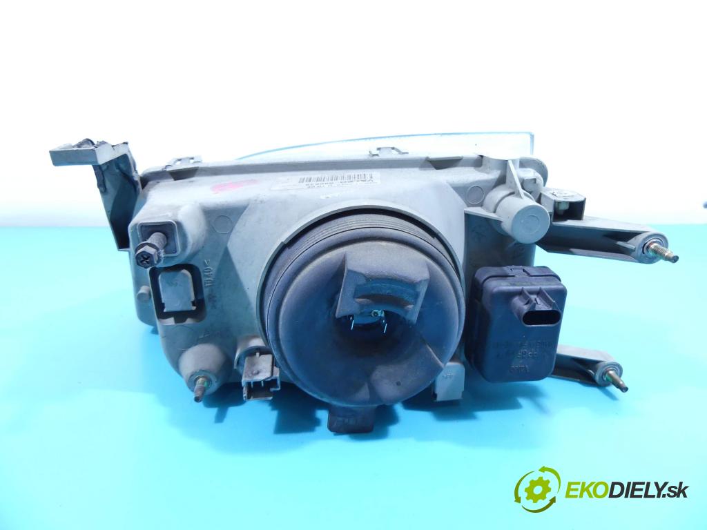 Suzuki Swift Mk5 1989-2004 1.0 53KM manual 39 kW 993 cm3 5- Reflektor: pravý  (Pravé)