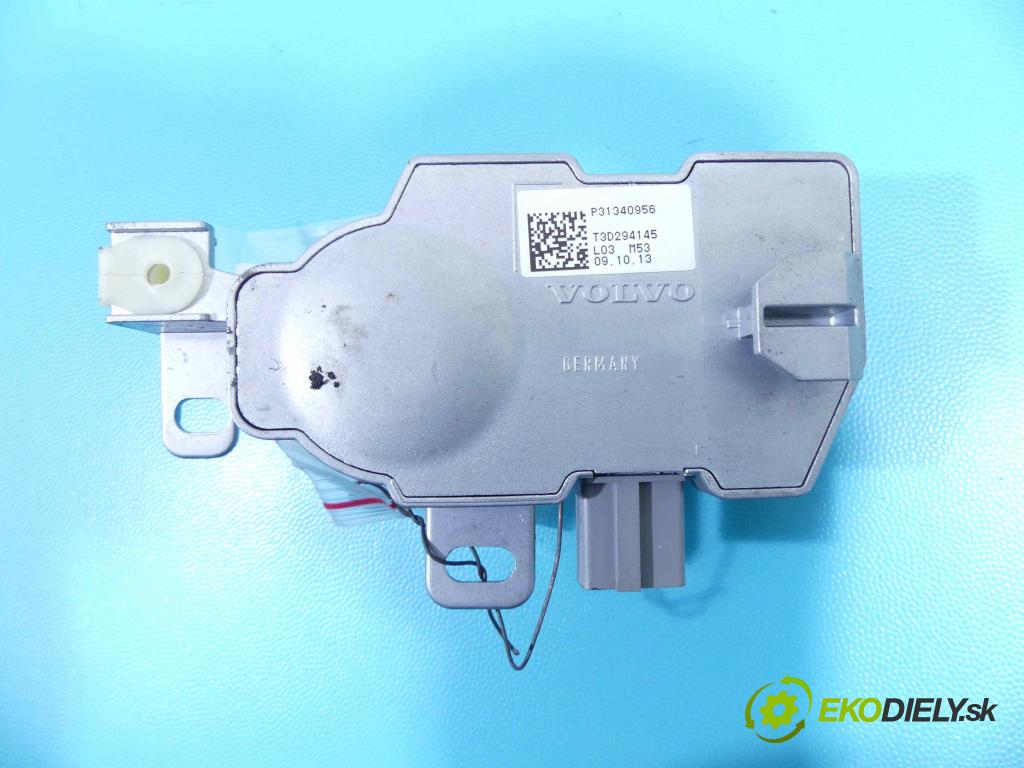 Volvo V40 II 2012-2019 1.6 D2 114 HP manual 84 kW 1560 cm3 5- Blokáda: řízení: P31340956 (Ostatné)
