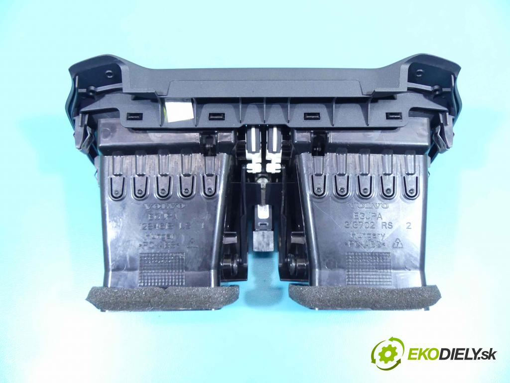 Volvo V40 II 2012-2019 1.6 D2 114 HP manual 84 kW 1560 cm3 5- Mřížka: kúrenia stredová 13245678 (Mriežky kúrenia (fukáre))