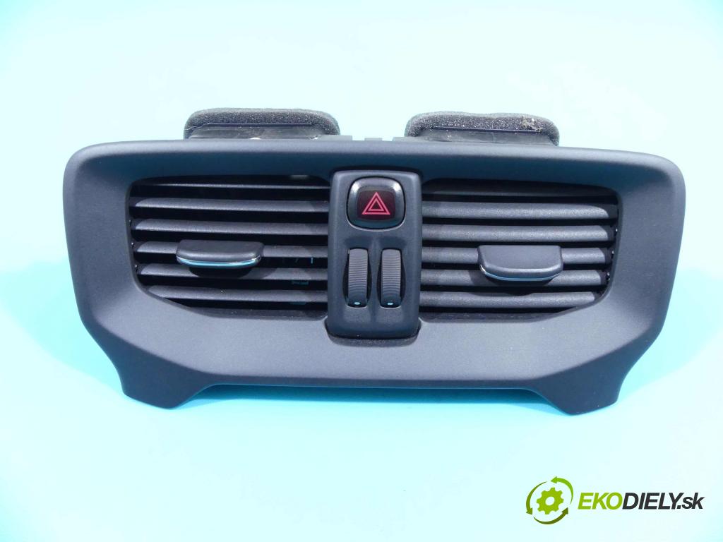 Volvo V40 II 2012-2019 1.6 D2 114 HP manual 84 kW 1560 cm3 5- Mřížka: kúrenia stredová 13245678 (Mriežky kúrenia (fukáre))