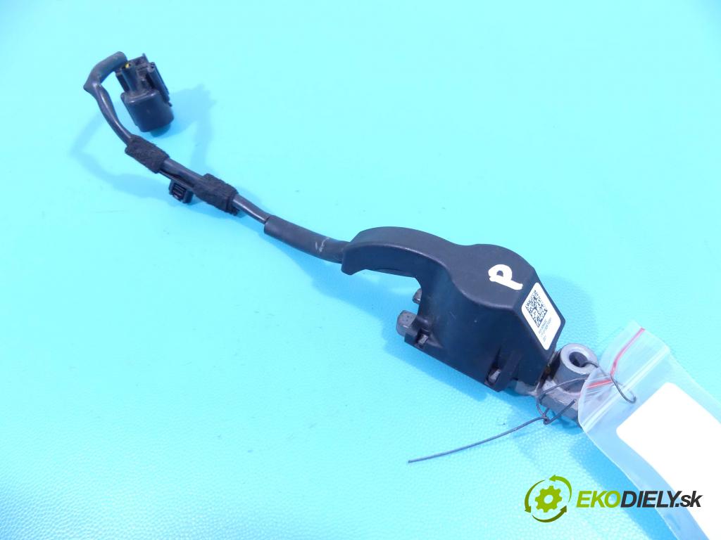 Volvo V40 II 2012-2019 1.6 D2 114 HP manual 84 kW 1560 cm3 5- snímač šokovat: P31305432 (Snímače nárazu)