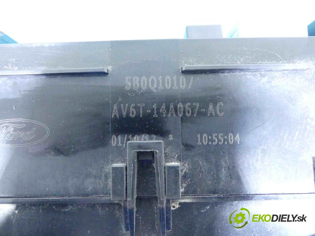 Volvo V40 II 2012-2019 1.6 D2 114 hp manual 84 kW 1560 cm3 5- skříňka pojistková AV6T-14A067-AC (Pojistkové skříňky)