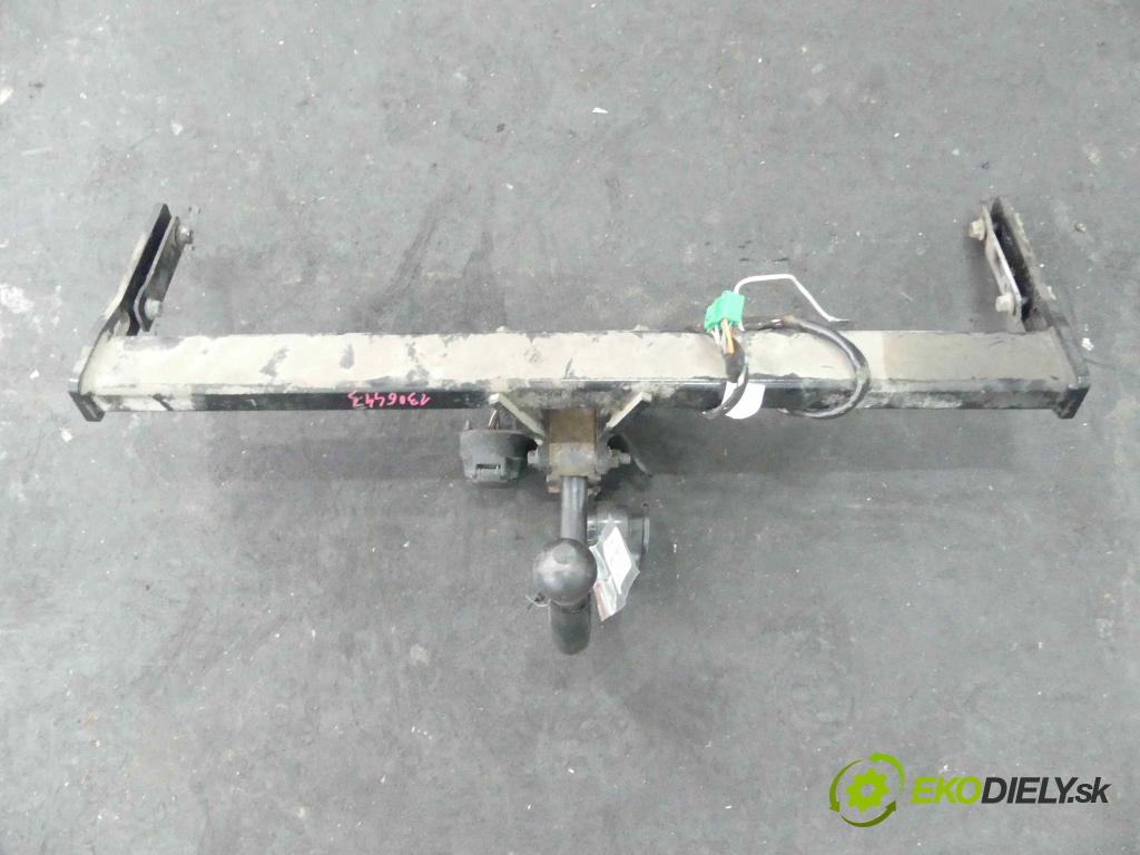 Volvo V40 II 2012-2019 1.6 D2 114 hp manual 84 kW 1560 cm3 5- oko tažné 30756548