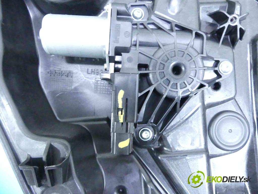 Volvo V40 II 2012-2019 1.6 D2 114 hp manual 84 kW 1560 cm3 5- mechanismus stahování zadní levý 31276217
