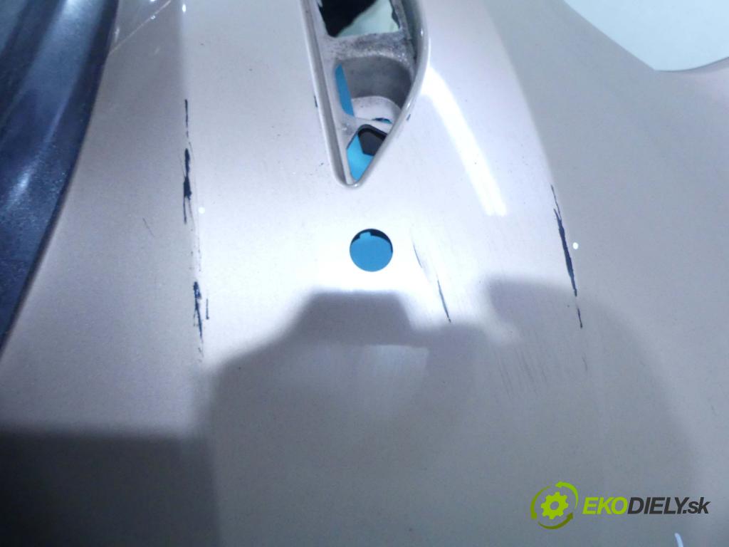 Volvo V40 II 2012-2019 1.6 D2 114 hp manual 84 kW 1560 cm3 5- nárazník zadní