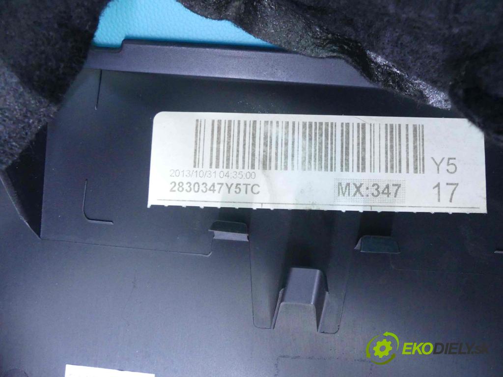 Volvo V40 II 2012-2019 1.6 D2 114 HP manual 84 kW 1560 cm3 5- operadlo 01302313 (Lakťové opierky)