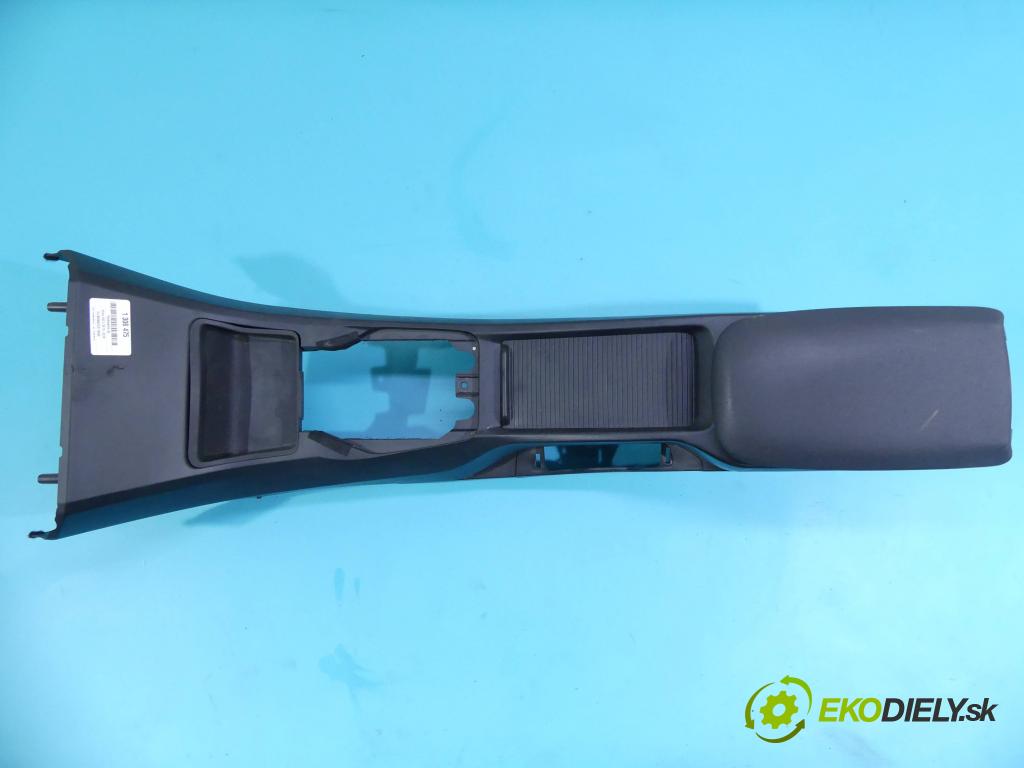 Volvo V40 II 2012-2019 1.6 D2 114 HP manual 84 kW 1560 cm3 5- operadlo 01302313 (Lakťové opierky)