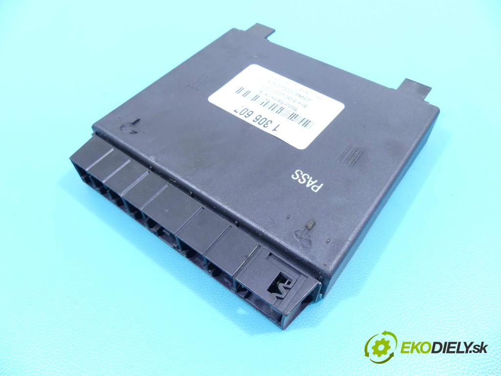 Bmw 5 E60 2003-2010 3.0 R6 231 HP manual 170 kW 2979 cm3 4- modul riadiaca jednotka 69272609 (Ostatné)