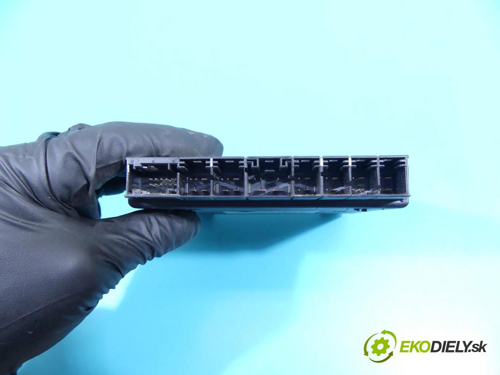 Bmw 5 E60 2003-2010 3.0 R6 231 HP manual 170 kW 2979 cm3 4- modul riadiaca jednotka 69272609 (Ostatné)